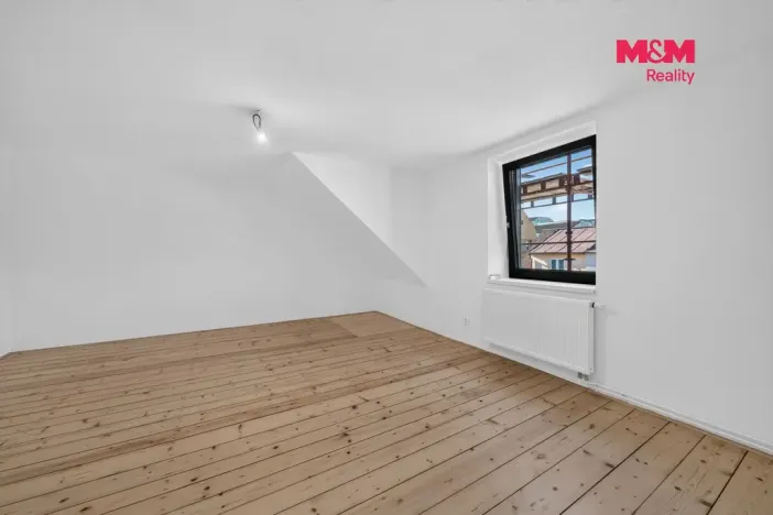 Pronájem rodinného domu, Jindřichův Hradec - Jindřichův Hradec III, U Nemocnice, 164 m2