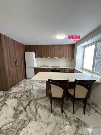 Pronájem bytu 1+1, Krčmaň, Náves, 37 m2