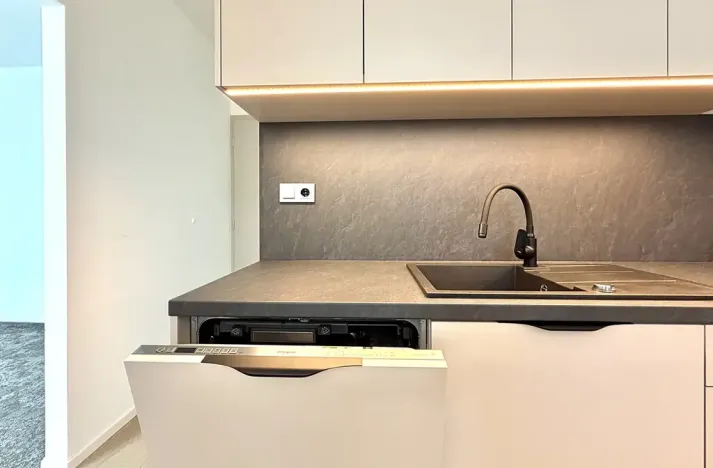 Pronájem bytu 3+1, Brno, Strž, 77 m2
