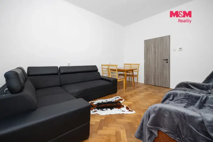 Pronájem bytu 3+1, Pardubice - Bílé Předměstí, Ke Kamenci, 64 m2