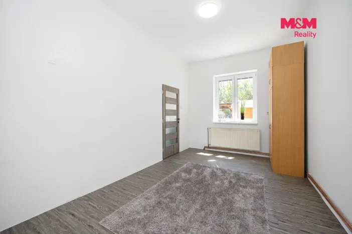 Pronájem bytu 3+1, Pardubice - Bílé Předměstí, Ke Kamenci, 64 m2