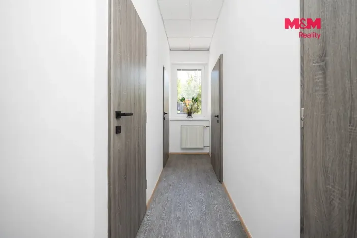 Pronájem bytu 3+1, Pardubice - Bílé Předměstí, Ke Kamenci, 64 m2