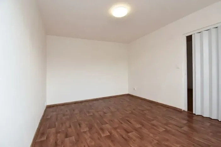 Pronájem bytu 1+1, Chomutov, Písečná, 35 m2