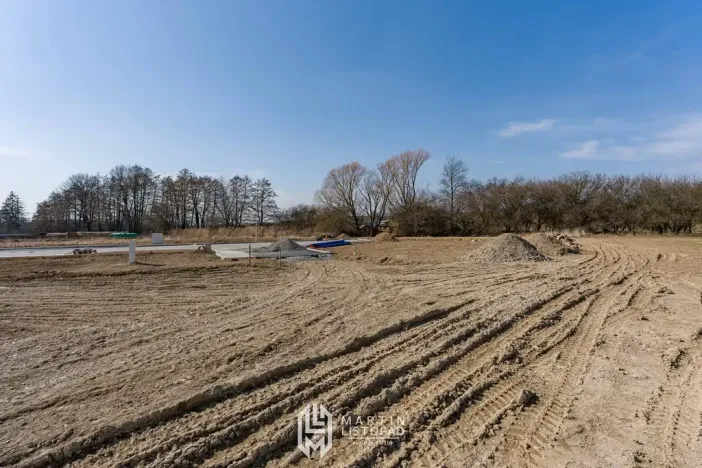 Prodej pozemku pro bydlení, Komárov, 744 m2