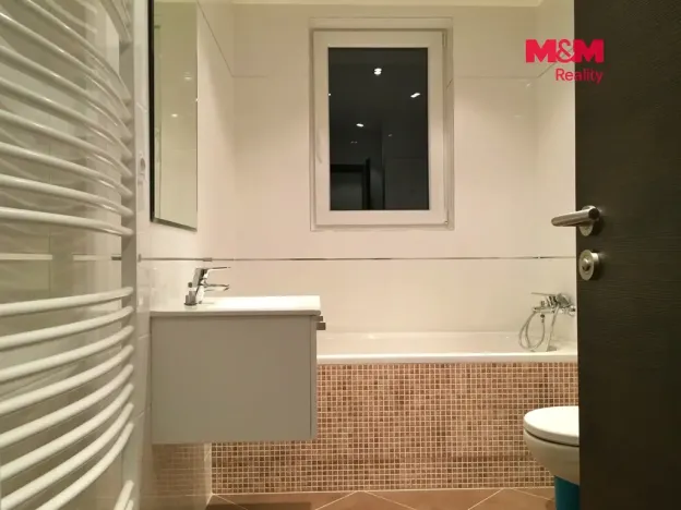 Pronájem bytu 2+kk, Praha - Pitkovice, Penízovková, 58 m2