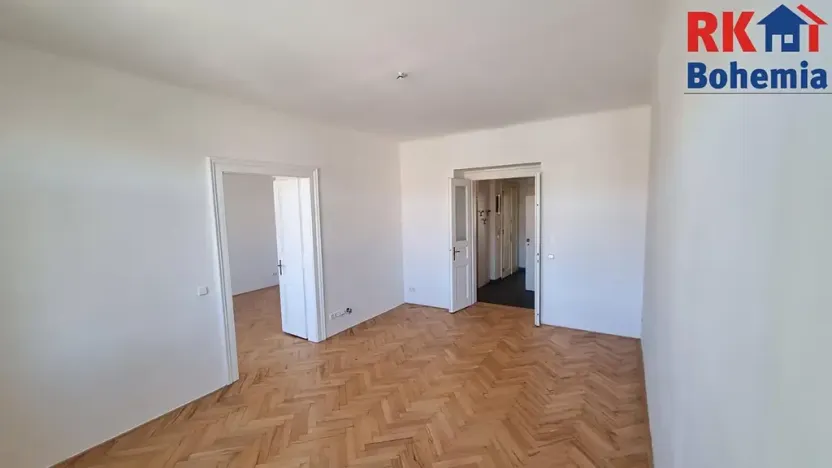 Pronájem bytu 2+1, Praha - Nusle, náměstí Bratří Synků, 77 m2