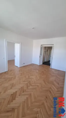 Pronájem bytu 2+1, Praha - Nusle, náměstí Bratří Synků, 77 m2