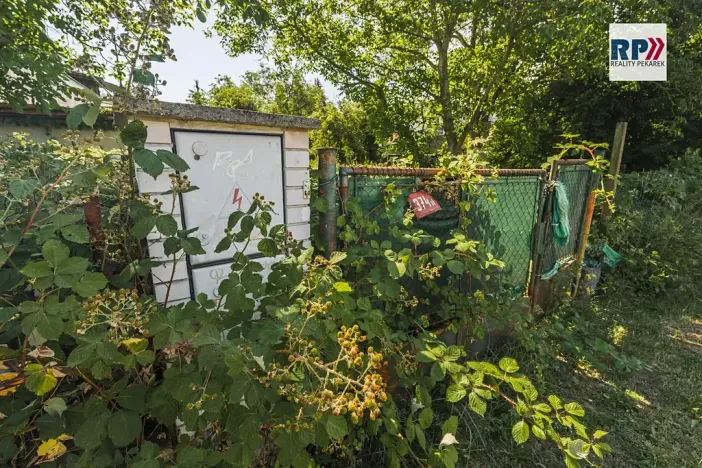 Prodej pozemku pro bydlení, Praha - Klánovice, Malšovická, 1147 m2