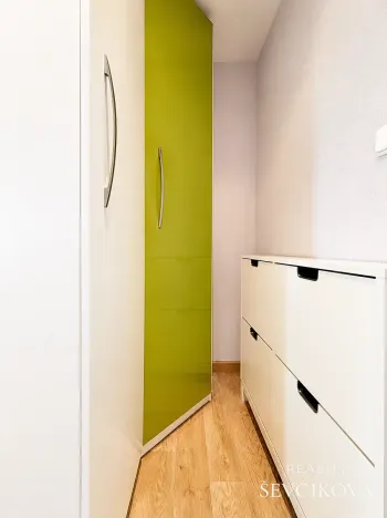 Pronájem bytu 1+1, Hradec Králové, Štefánikova, 37 m2
