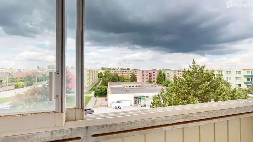 Prodej bytu 3+1, Hrušovany u Brna, Sídliště, 73 m2
