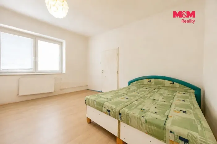 Prodej obchodního prostoru, Přerov - Přerov VI-Újezdec, Hlavní, 220 m2