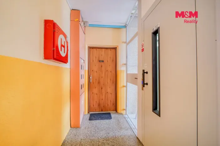 Prodej bytu 3+1, Karlovy Vary, Svatošská, 82 m2