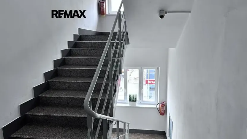 Pronájem bytu 1+kk, Praha - Strašnice, V olšinách, 38 m2