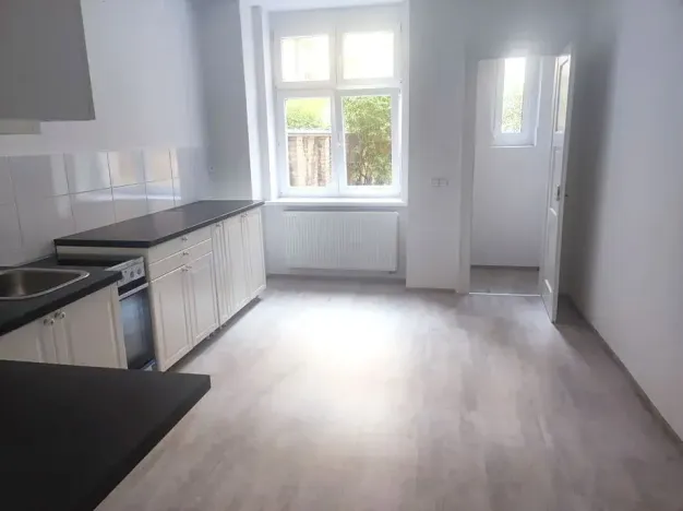 Pronájem bytu 3+1, Praha - Vinohrady, Čáslavská, 91 m2