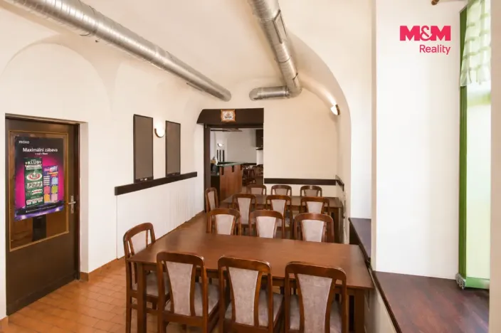 Pronájem obchodního prostoru, Skuteč, Vítězslava Nováka, 72 m2