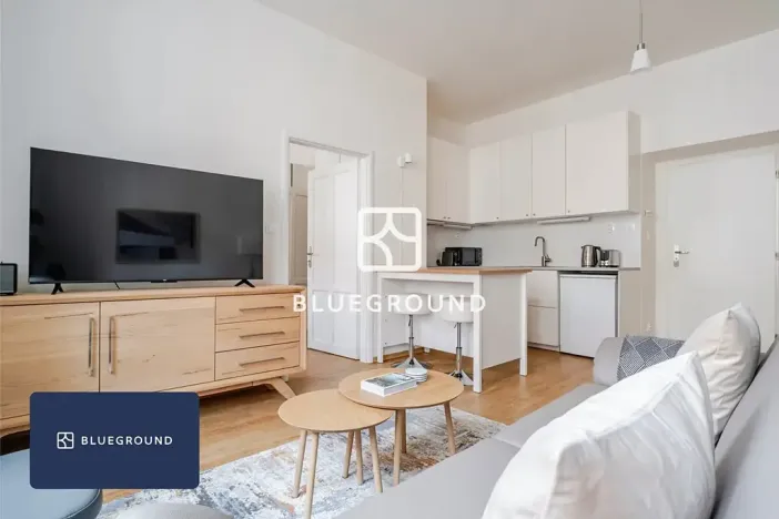 Pronájem bytu 2+kk, Praha - Vinohrady, Sarajevská, 42 m2