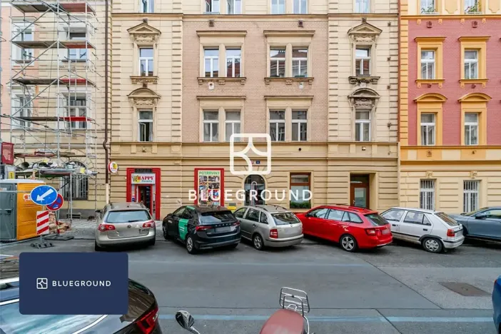 Pronájem bytu 2+kk, Praha - Vinohrady, Sarajevská, 42 m2