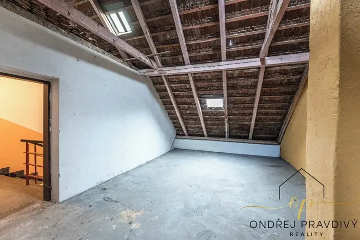 Prodej bytu 2+kk, Praha - Hloubětín, V chaloupkách, 58 m2