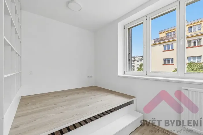 Pronájem bytu 1+kk, Praha - Žižkov, Biskupcova, 25 m2
