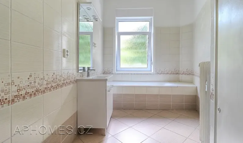 Pronájem bytu 2+1, Praha - Vršovice, Tolstého, 90 m2
