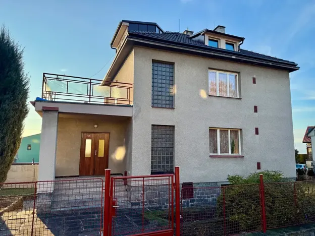 Pronájem vícegeneračního domu, Příbram, 241 m2
