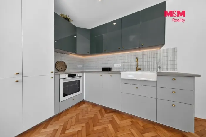 Prodej bytu 3+kk, Praha, Skloněná, 55 m2