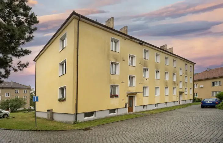 Prodej bytu 2+1, Sázava, Sídliště 9. května, 57 m2