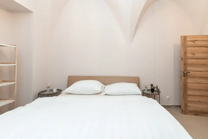 Prodej bytu 2+kk, Jáchymov, náměstí Republiky, 70 m2