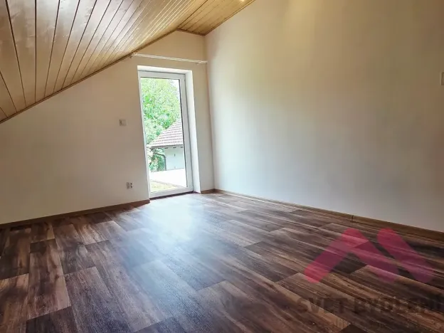 Pronájem bytu 3+kk, Hlásná Třebaň, V Úvozu, 84 m2