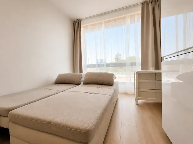 Pronájem bytu 1+kk, Praha, Poděbradská, 27 m2