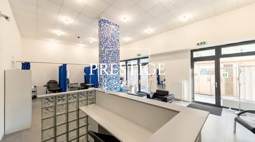 Pronájem obchodního prostoru, Praha - Holešovice, Vrbenského, 82 m2