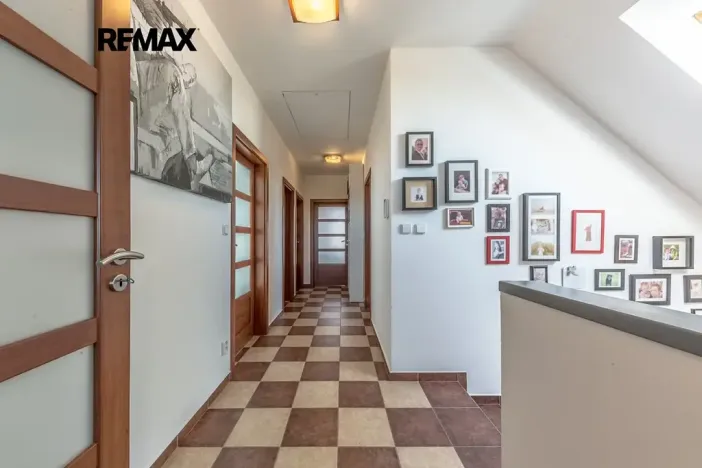 Prodej rodinného domu, Hovorčovice, Dolní, 174 m2