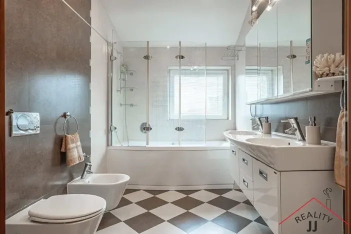 Prodej rodinného domu, Jeneč, Úhonická, 212 m2