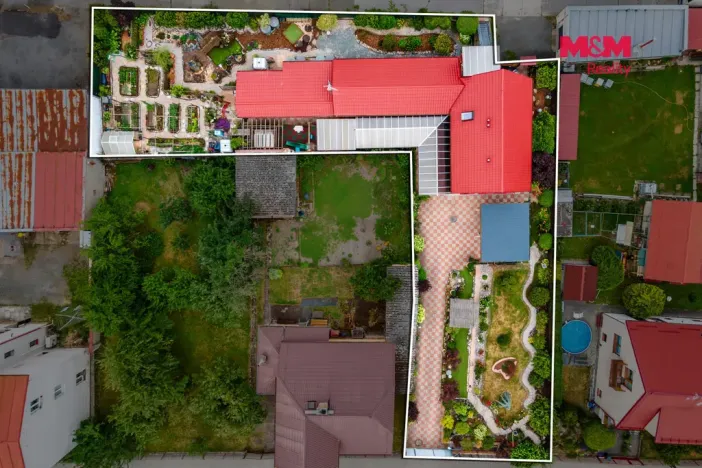 Prodej rodinného domu, Bor, Nádražní, 184 m2