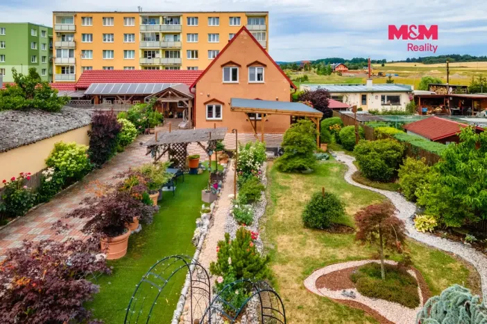 Prodej rodinného domu, Bor, Nádražní, 184 m2