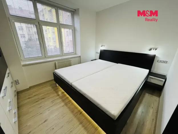 Pronájem bytu 3+kk, Jihlava, Štefánikovo náměstí, 71 m2