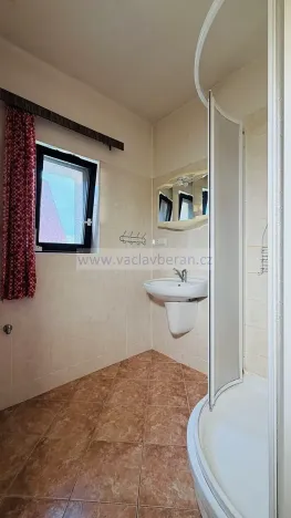 Prodej bytu 2+1, Rybník, 61 m2