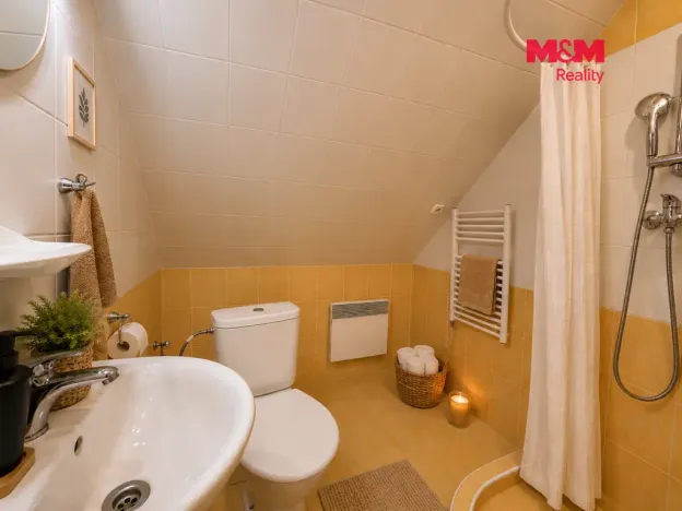 Prodej ubytování, Nová Pec - Láz, 272 m2