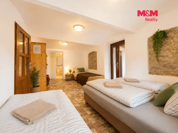 Prodej ubytování, Nová Pec - Láz, 272 m2