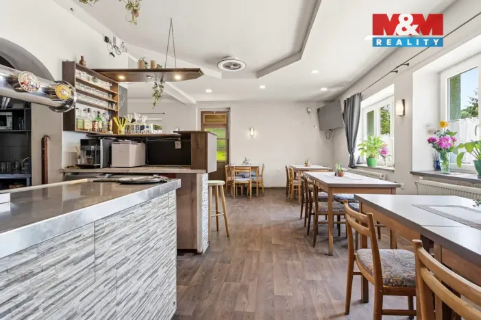 Prodej restaurace, Velké Březno - Valtířov, 350 m2