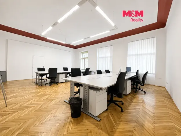 Pronájem kanceláře, Praha - Vinohrady, náměstí Míru, 92 m2