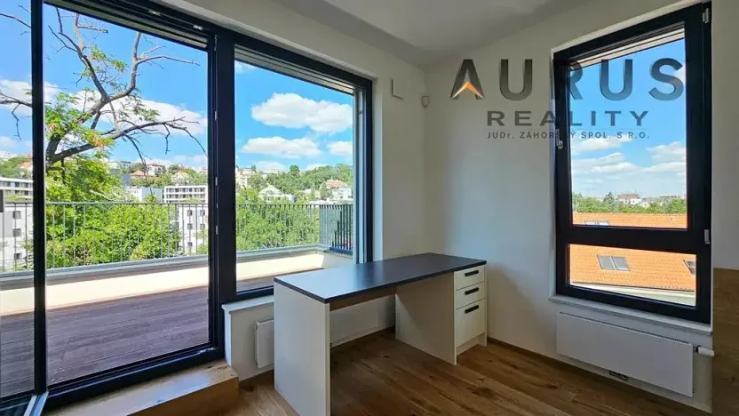 Pronájem bytu 4+kk, Praha - Nusle, Bělehradská, 123 m2