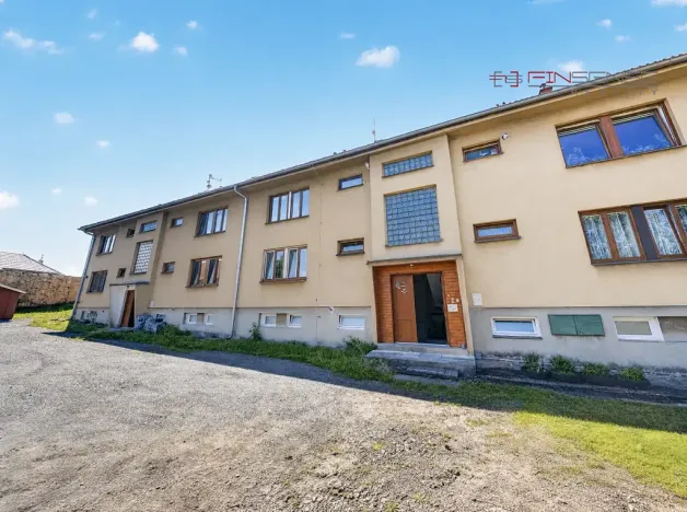 Prodej bytu 3+1, Chrášťany, 66 m2