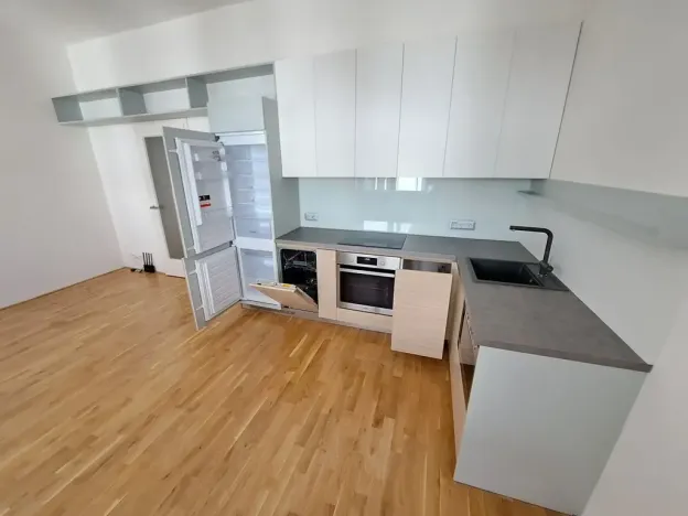 Pronájem bytu 2+kk, Brno, Jakubské náměstí, 45 m2