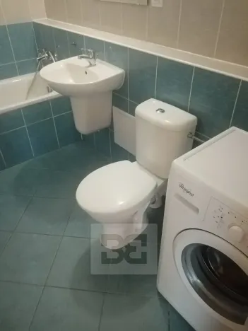Pronájem bytu 1+kk, Praha - Vysočany, Pod Harfou, 36 m2