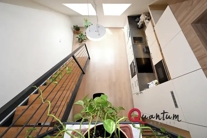 Pronájem bytu 2+1, Praha - Libeň, Zenklova, 73 m2