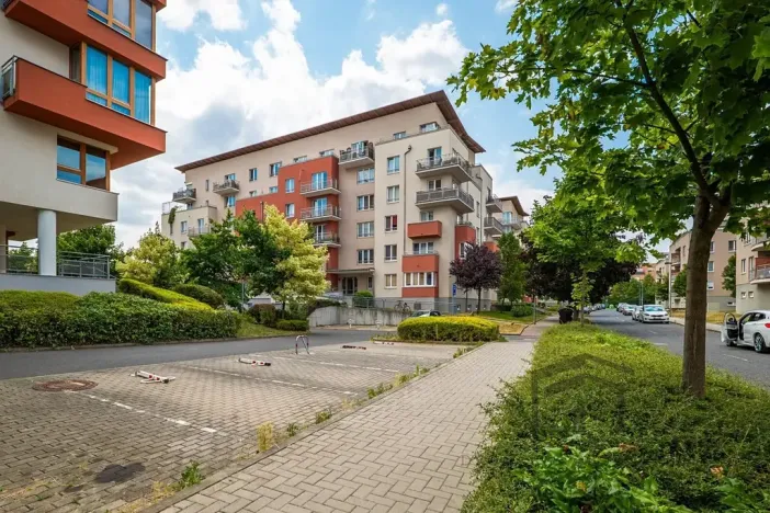 Pronájem bytu 2+kk, Praha - Záběhlice, Mattioliho, 61 m2