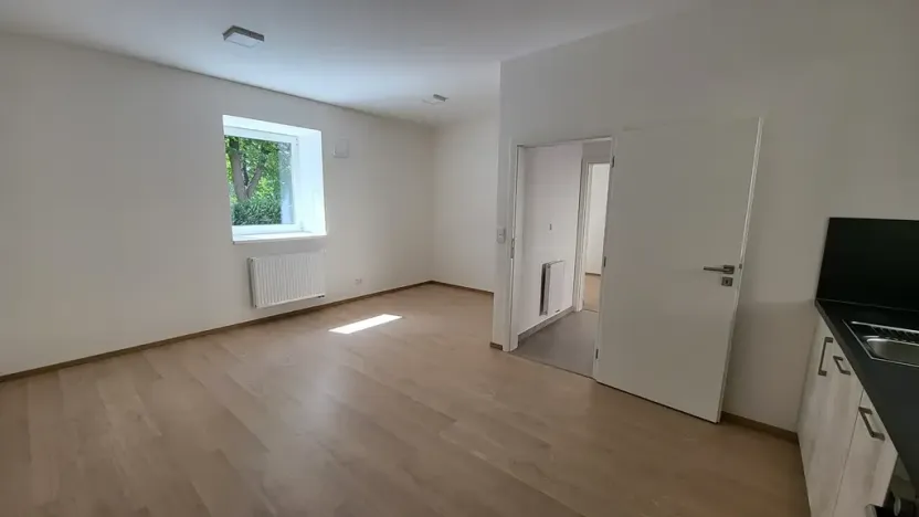 Pronájem bytu 2+kk, Praha - Cholupice, Podchýšská, 45 m2
