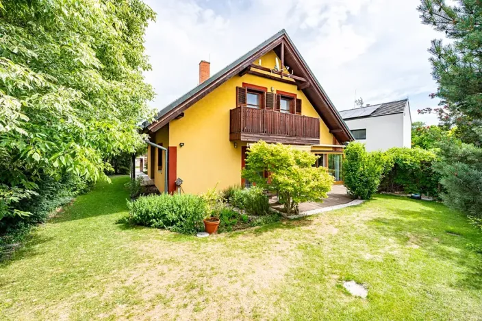 Prodej rodinného domu, Květnice, Sosnová, 170 m2