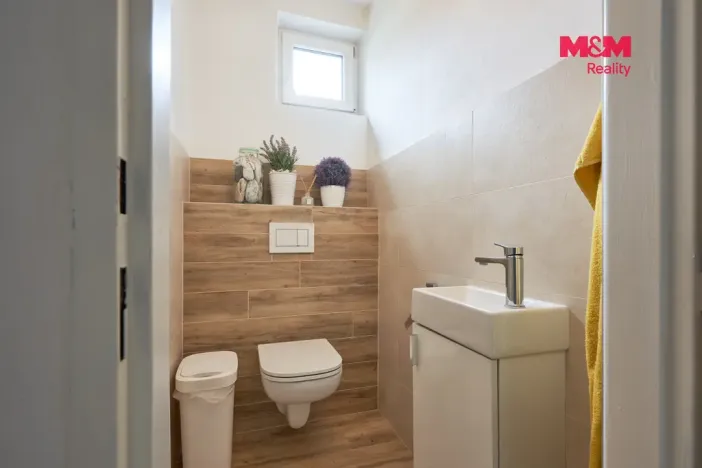 Prodej rodinného domu, Březnice, 260 m2